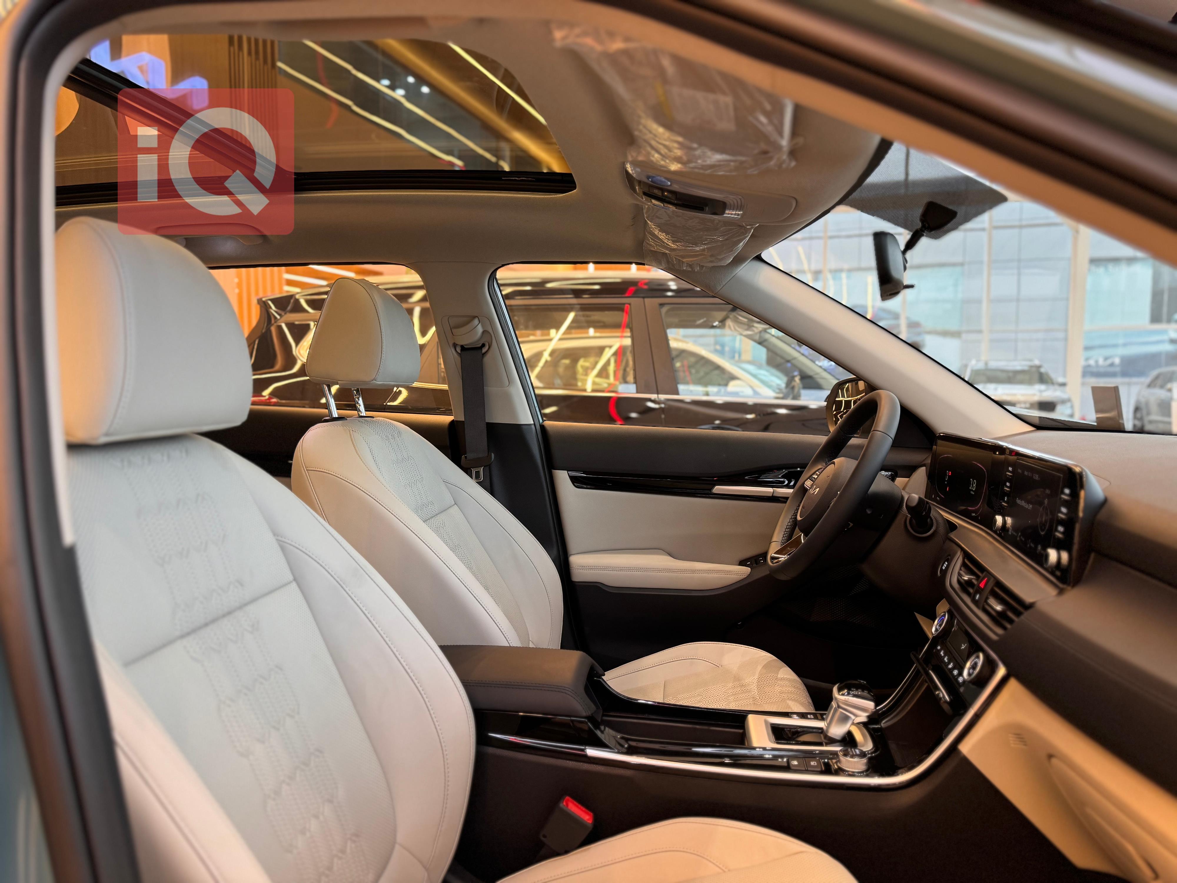 https://cdn.iqcars.ioimg-9.JPG